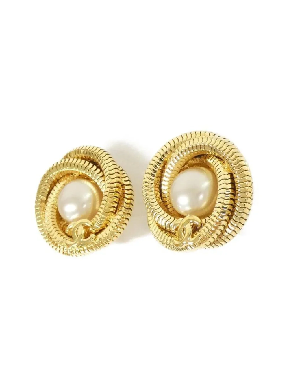 Chanel Vintage Earrings Gold